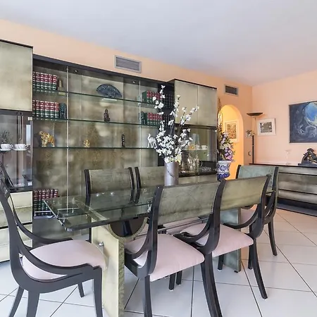 Benyamina Apartment *